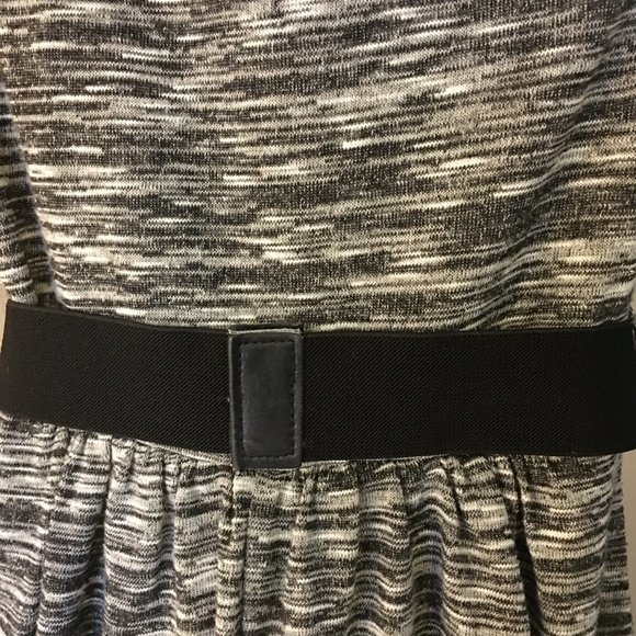 MY MICHELLE Soft "Pick-Up" Style Dress  |  Size 10 - Picture 7 of 12